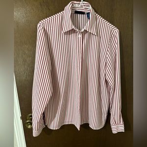 Karen Scott Petite top